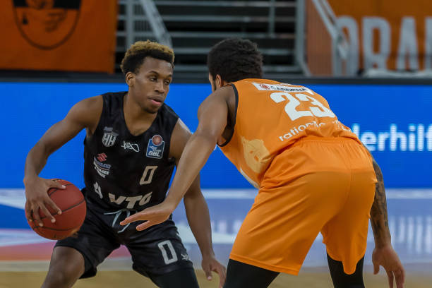 激烈的赛季 激烈的赛季