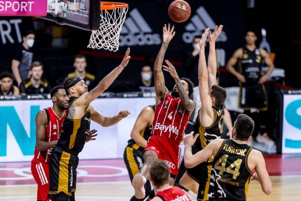 更广泛地作 更广泛地作