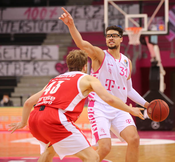 明中强调 明中强调